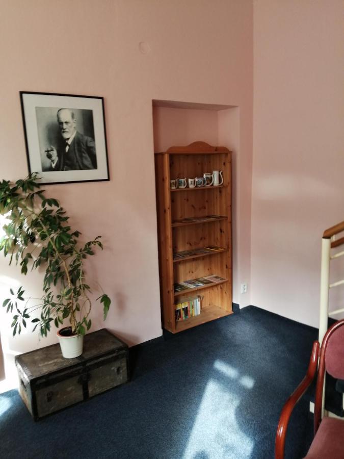 Apartmany Cesky Dvur Mariánské Lázně Exteriör bild